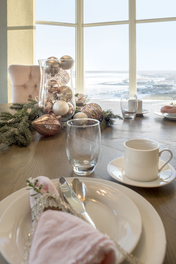 pretty Christmas table setting by Milwaukee interior designer